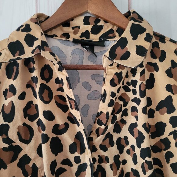Lane Bryant Blouse, Women’s Plus Sz 20 Leopard Print Button-up, V-neck EUC - Picture 2 of 7